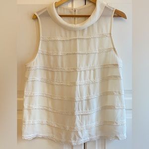 Sleeveless blouse
